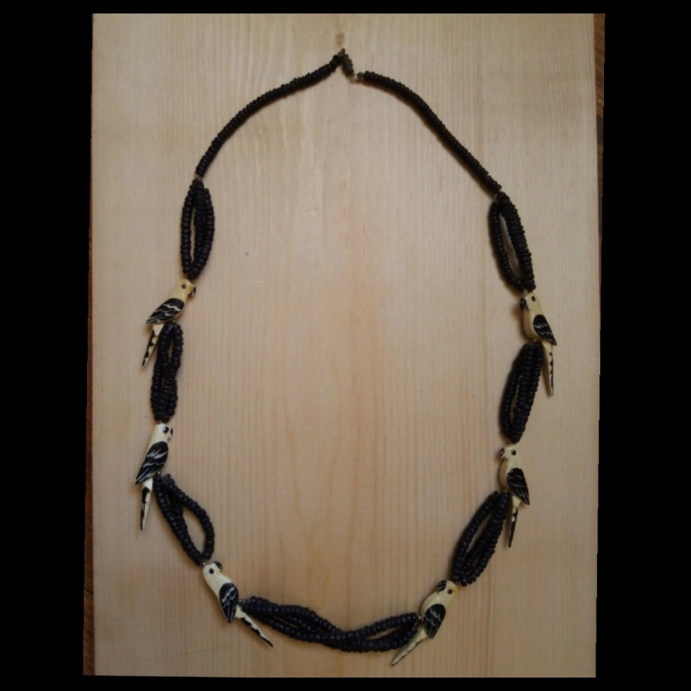 Parakeets wooden necklace